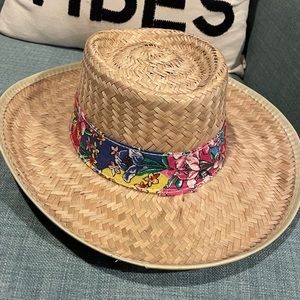 Floral straw hat